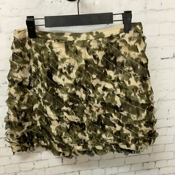 J Crew Women Silk Army Green Camouflage Animal Print Mini Skirt Sz 4 T2 - Picture 5 of 9